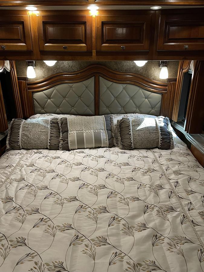 Used 2014 Tiffin Allegro Bus 37AP