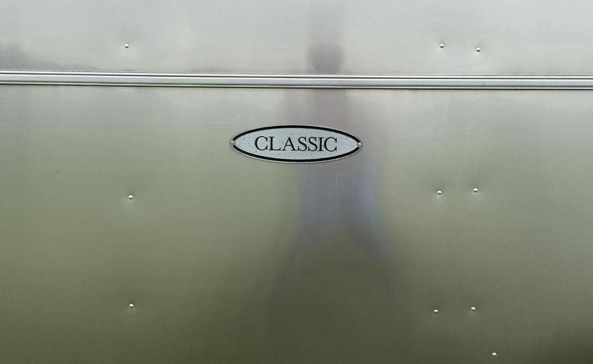 Used 2018 Airstream Classic 33FB