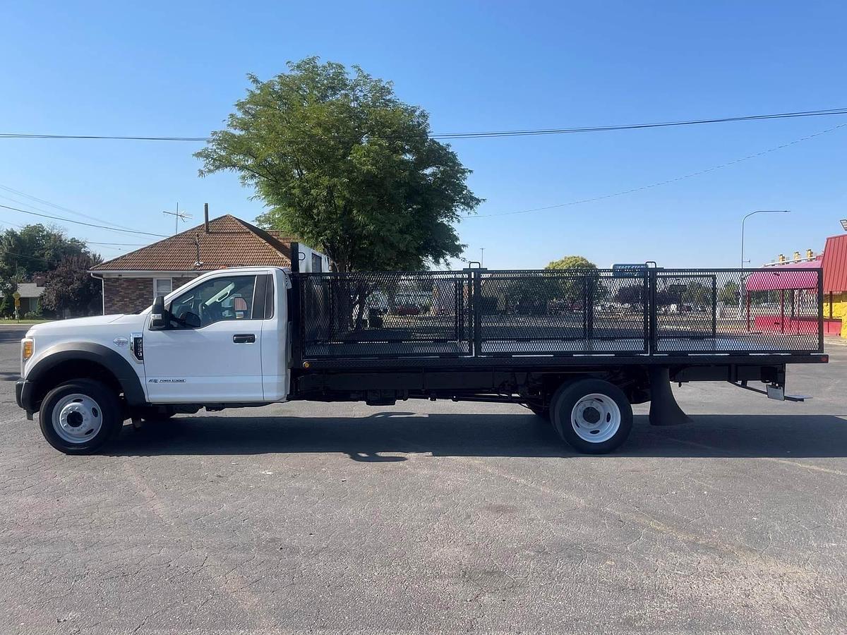 Used 2017 Ford F550 Long Flatbed Truck