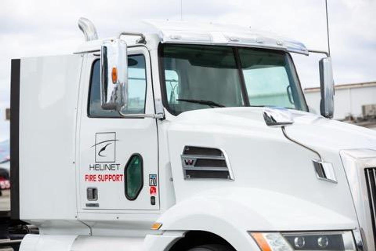Used 2018 Western Star Sleeper Semi Truck