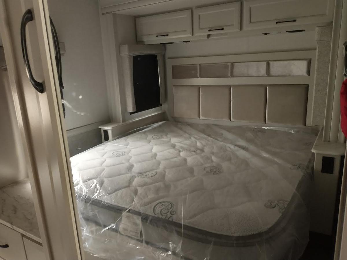 Used 2025 Holiday Rambler Vacationer 33C Class A Motorhome