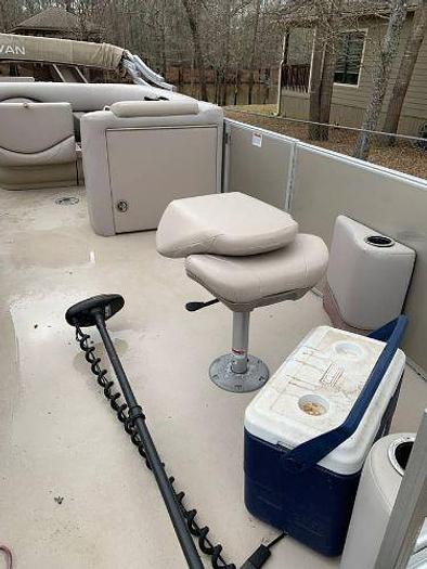 Used 2015 Sylvan Mirage 820 Pontoon