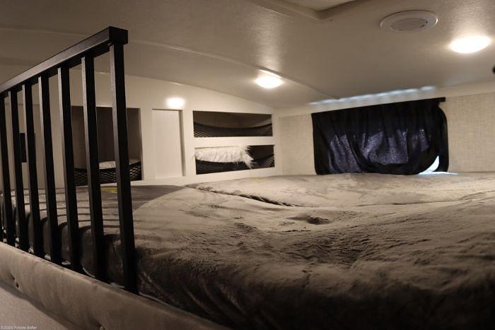 Used 2024 Jayco Pinnacle 37MDQS