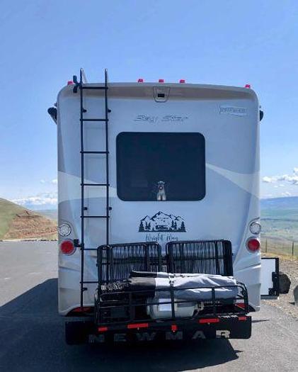 Used 2017 Newmar Bay Star 3401