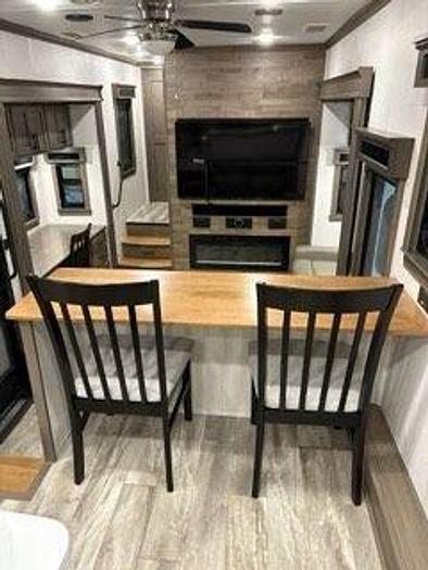 Used 2021 Forest River Riverstone Legacy 42FSKG