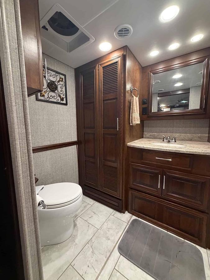 Used 2022 Forest River Berkshire 40F