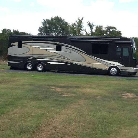 Used 2009 Newmar Essex 4517