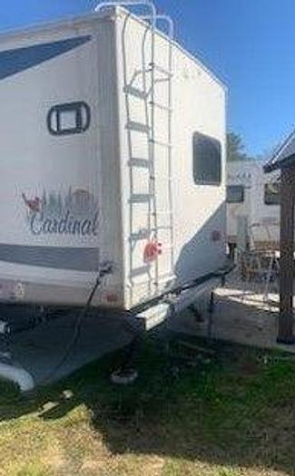 Used 2007 Forest River Cardinal 36RLE