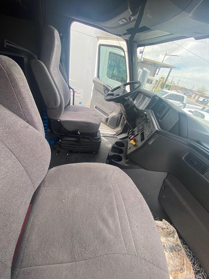 Used 2020 INTERNATIONAL LT625 Sleeper Semi Truck