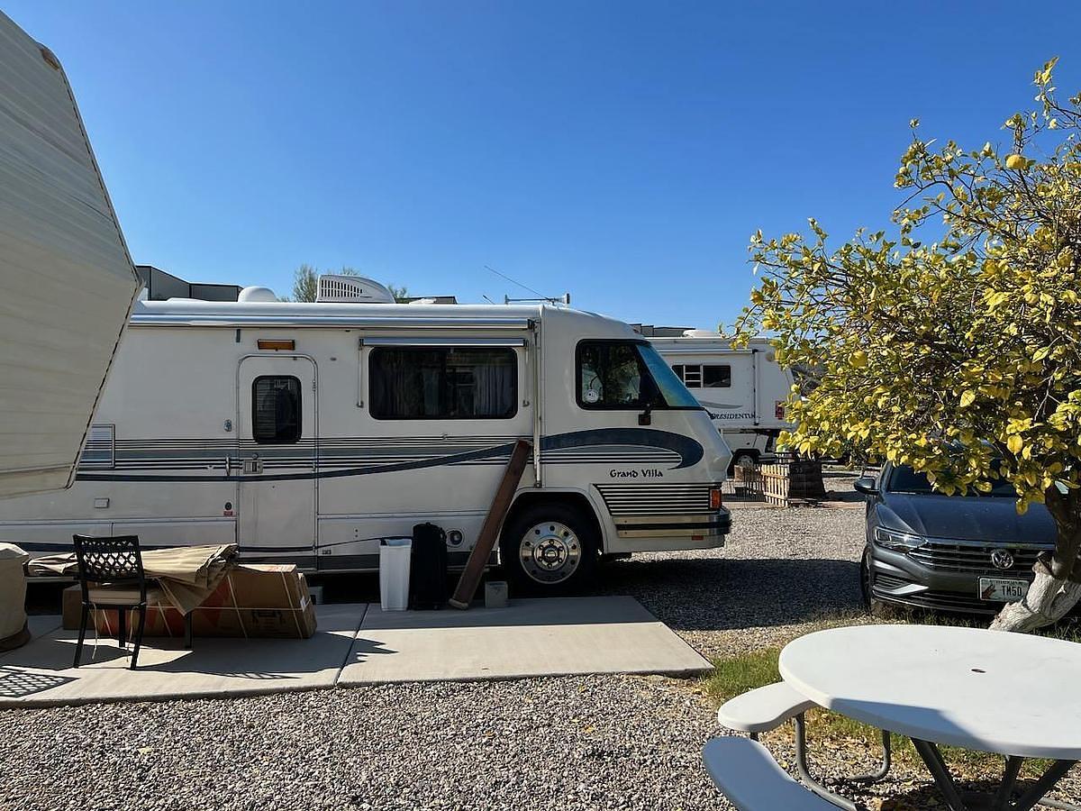 Used 1998 Foretravel Stationary Class A Motorhome