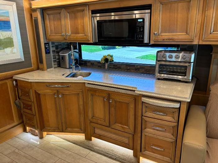 Used 2020 Tiffin Motorhomes Phaeton 40IH