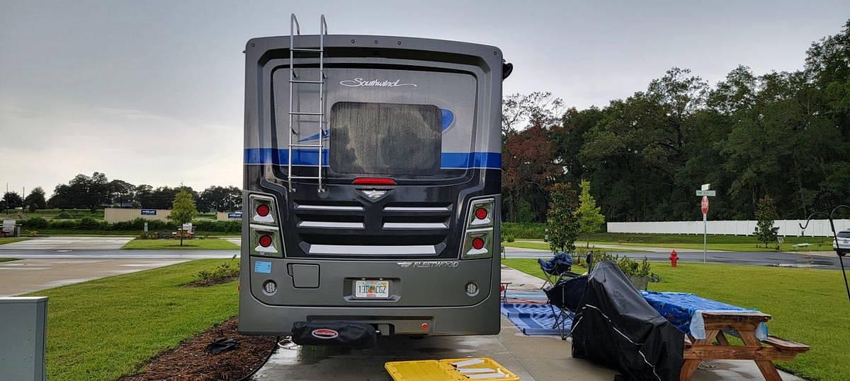 Used 2022 Fleetwood Southwind 34C