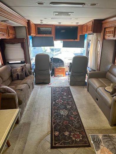 Used 2006 Monaco Camelot 42-DSQ