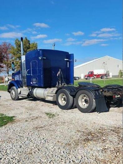 Used 2013 KENWORTH T800