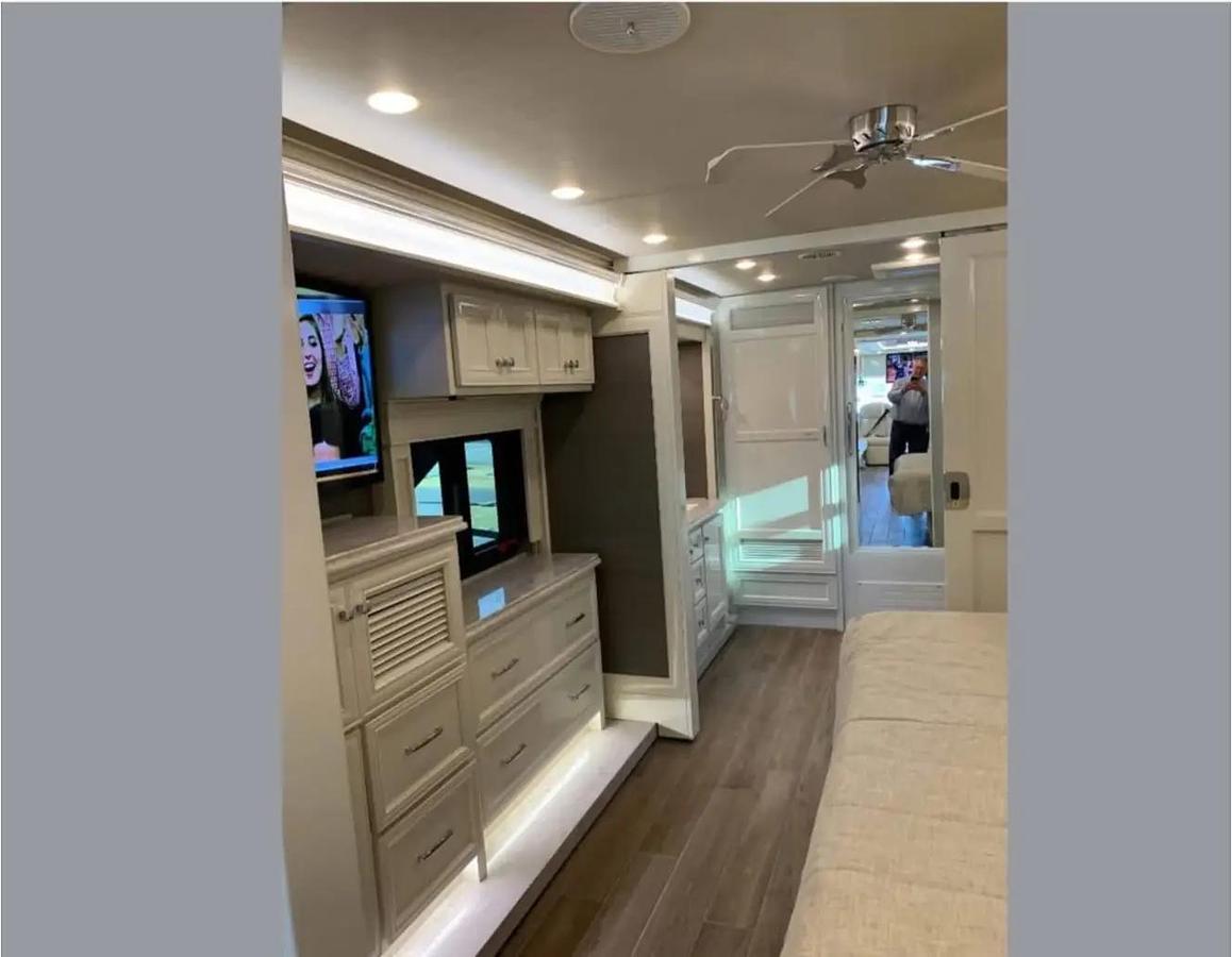 Used 2021 Tiffin Phaeton 40IH XSH