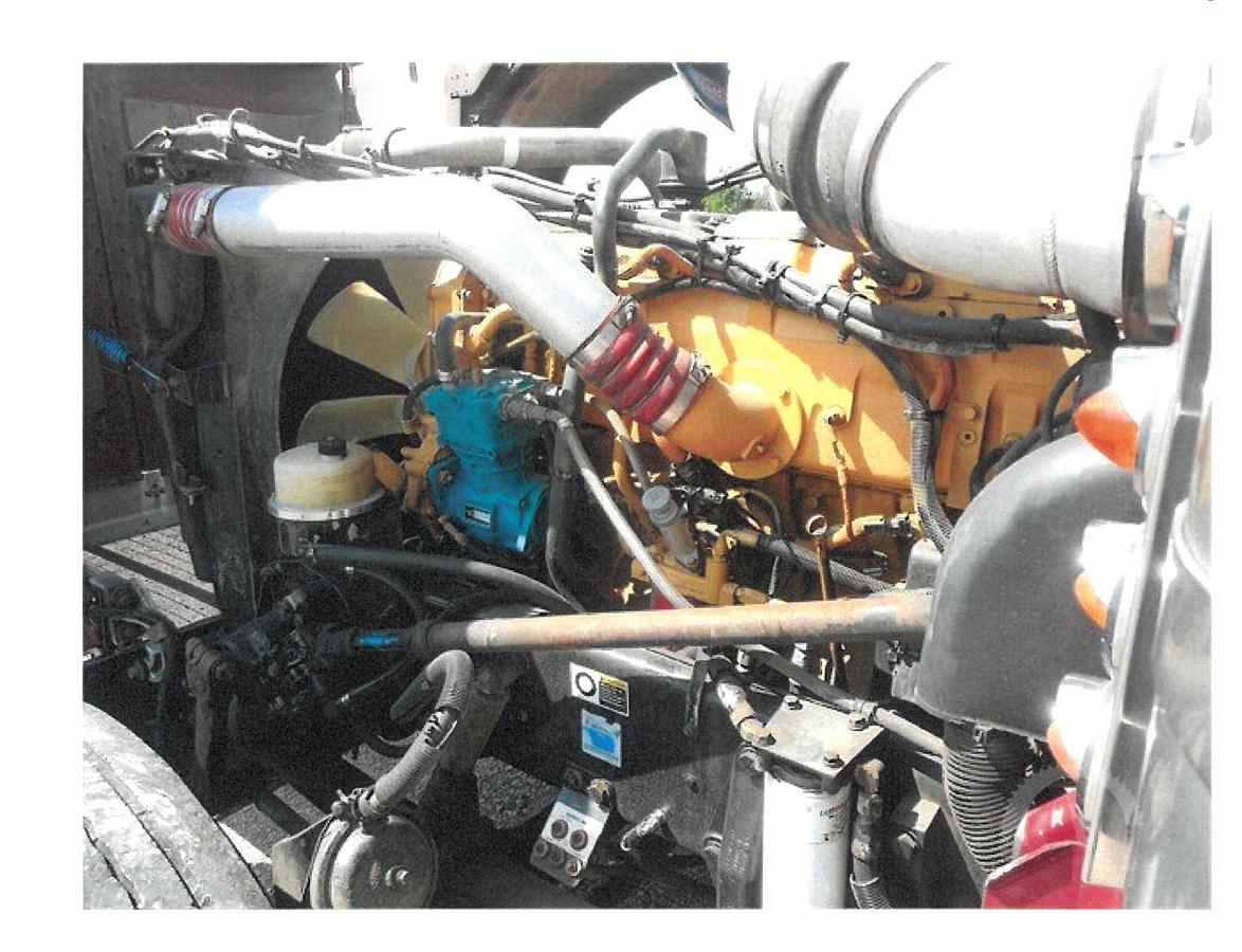 Used 2005 Peterbilt 379 EXHD Conventional Sleeper Semi