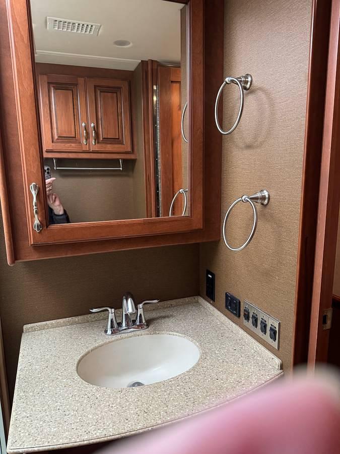 Used 2012 Fleetwood Discovery 40X Class A Diesel Motorhome