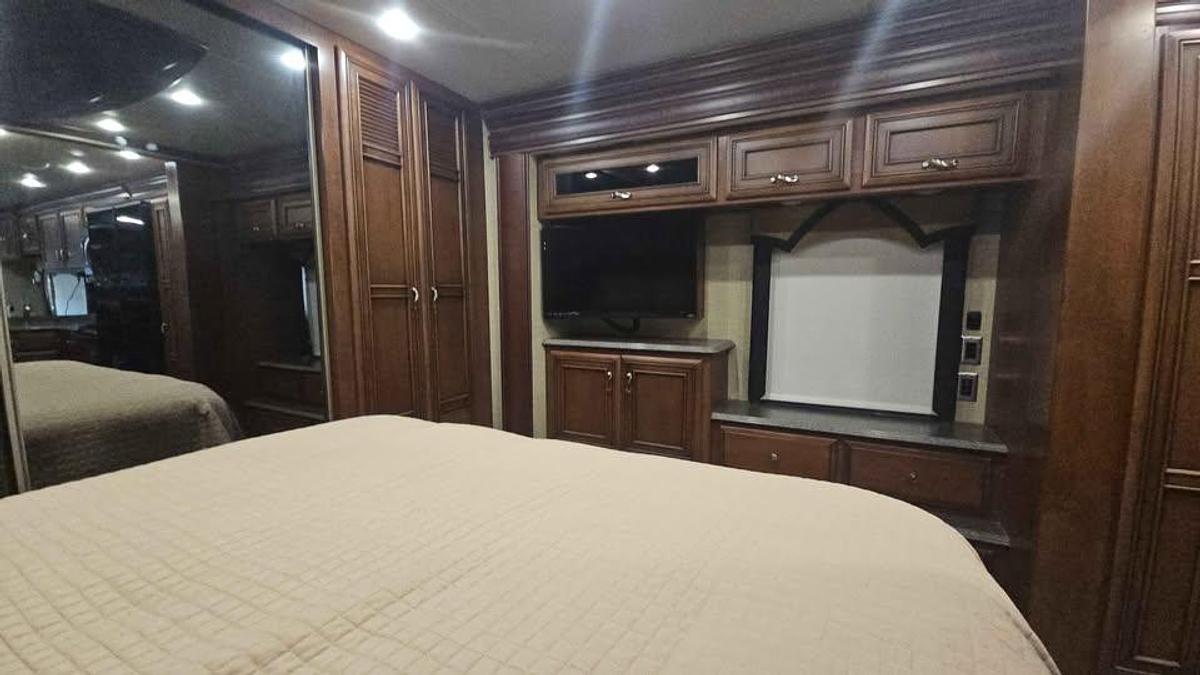 Used 2014 Newmar Ventana LE3436