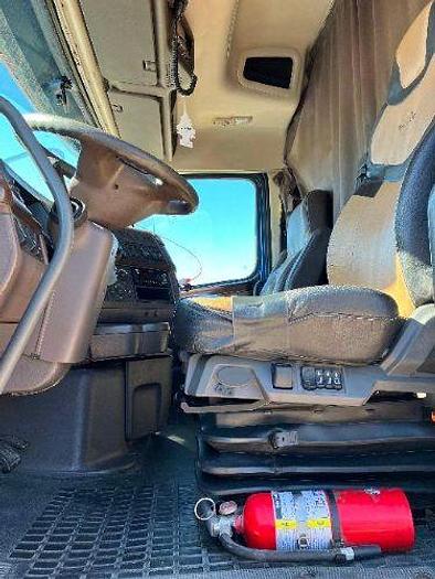 Used 2016 Volvo VNL 630 D13