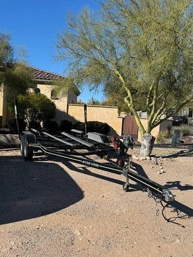 Used 2005 Four Winns Funship 214