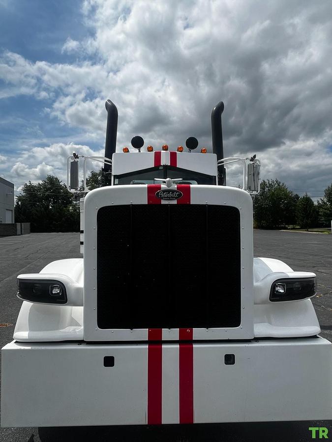 Used 2014 Peterbilt 388