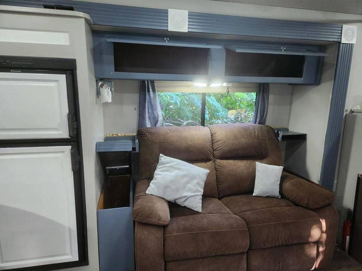 Used 2013 Fleetwood Jamboree Sport Class C Motorhome