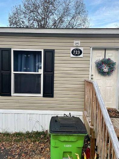 Used 2021 Timberlake Oakwood Mobile Home