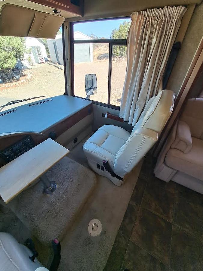 Used 2013 Itasca Sunstar 30T Class A Motorhome