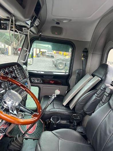 Used 2014 Peterbilt 389