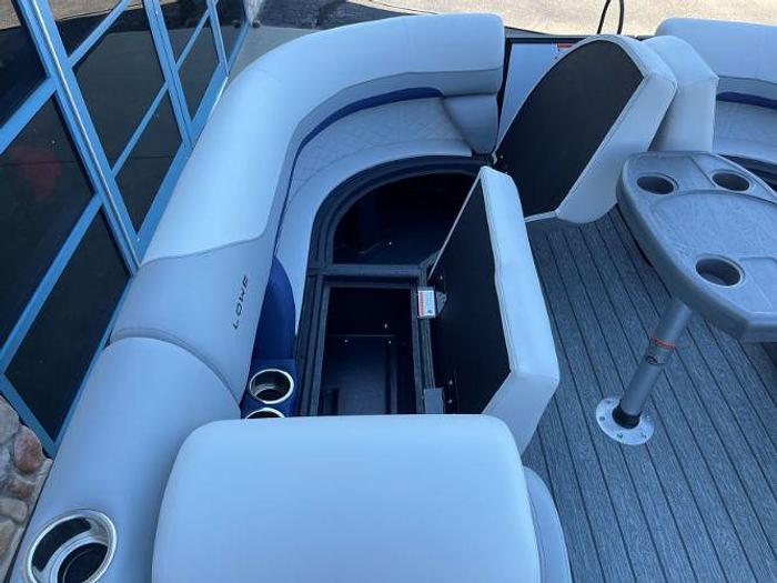 Used 2023 Lowe SS230DH CL