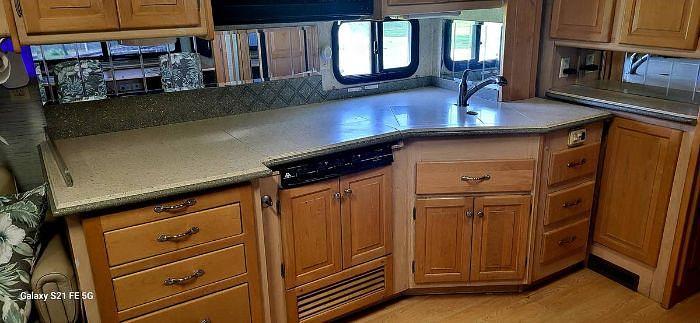 Used 2006 Tiffin Motorhomes Phaeton 40QDH