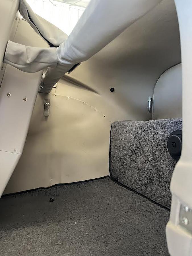 Used 2006 Cessna Turbo 182T Skylane Airplane