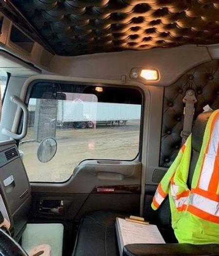 Used 2018 KENWORTH W900 Dump Truck