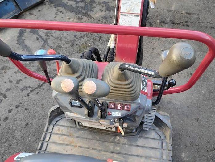 Used 2022 Yanmar SV-08-1D