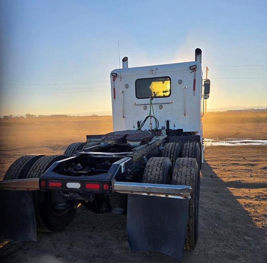 Used 2019 Peterbilt 389