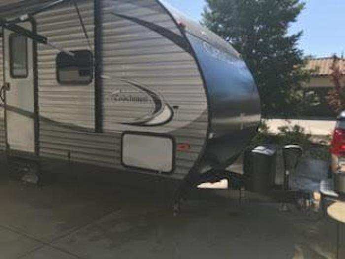 Used 2016 Coachmen Catalina 261BHS
