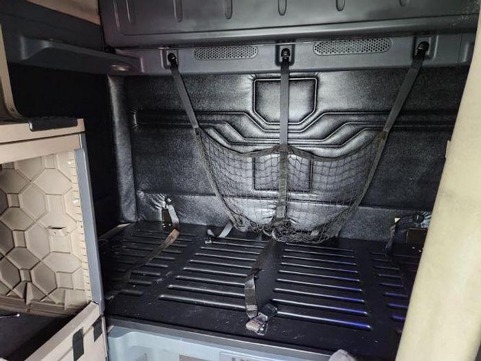 Used 2013 Freightliner Cascadia