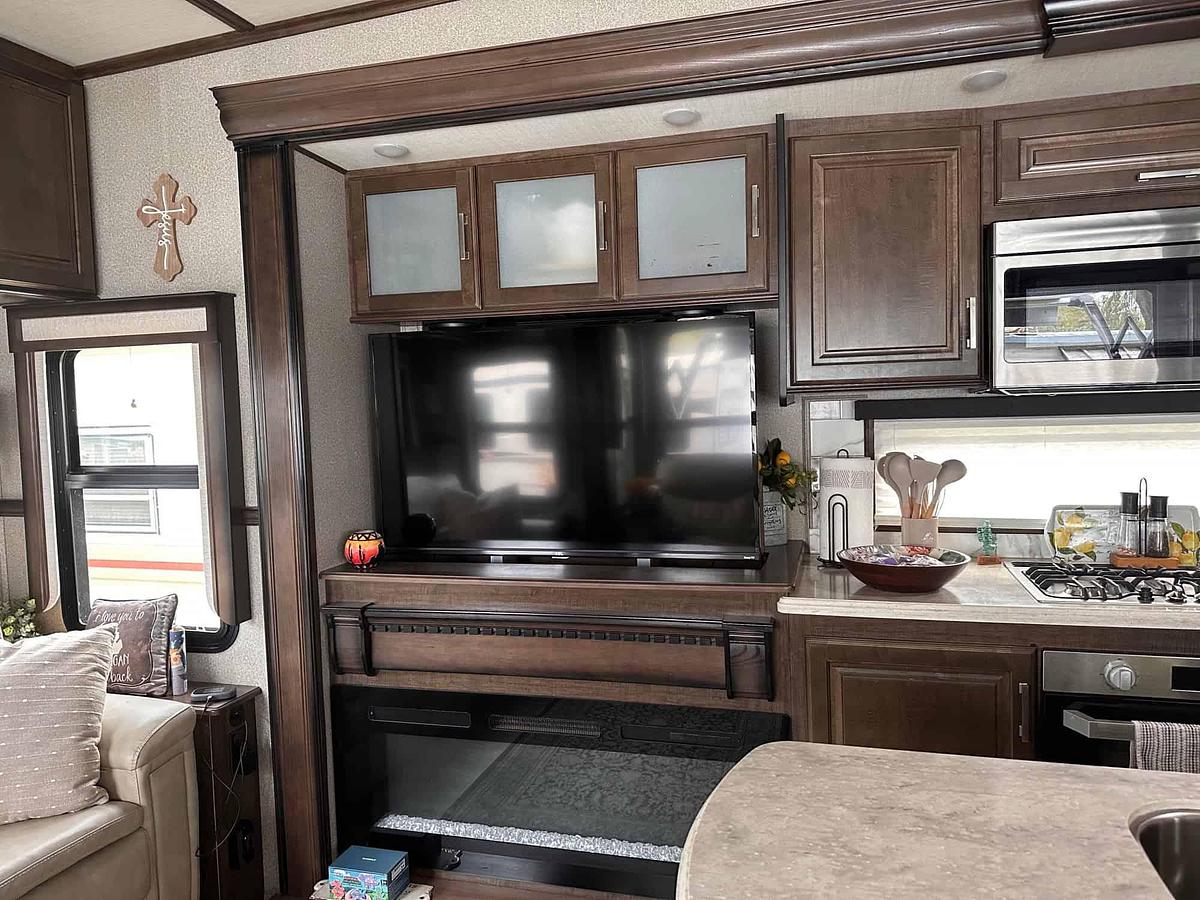 Used 2020 Grand Design Solitude GK310