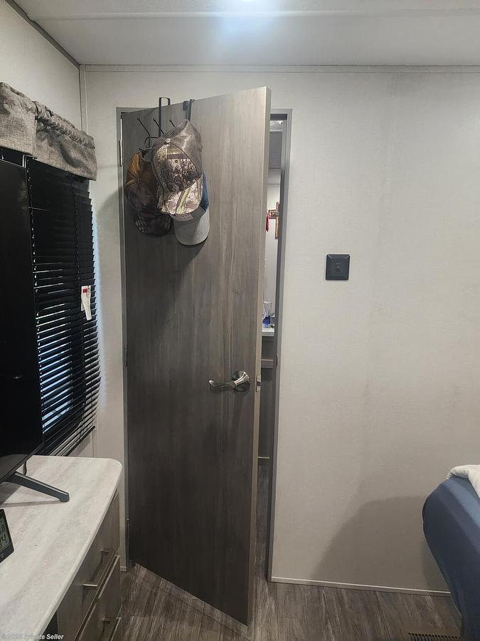 Used 2024 Forest River Aurora 34BHTS Travel Trailer