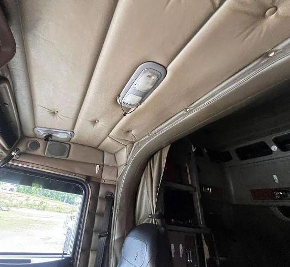 Used 2005 Peterbilt 379 EXHD