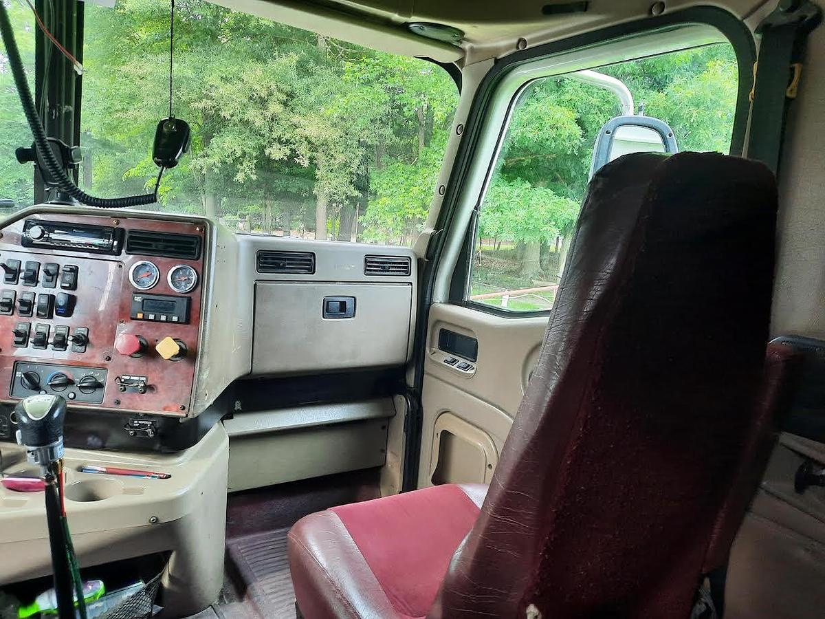 Used 2003 International 9200 I