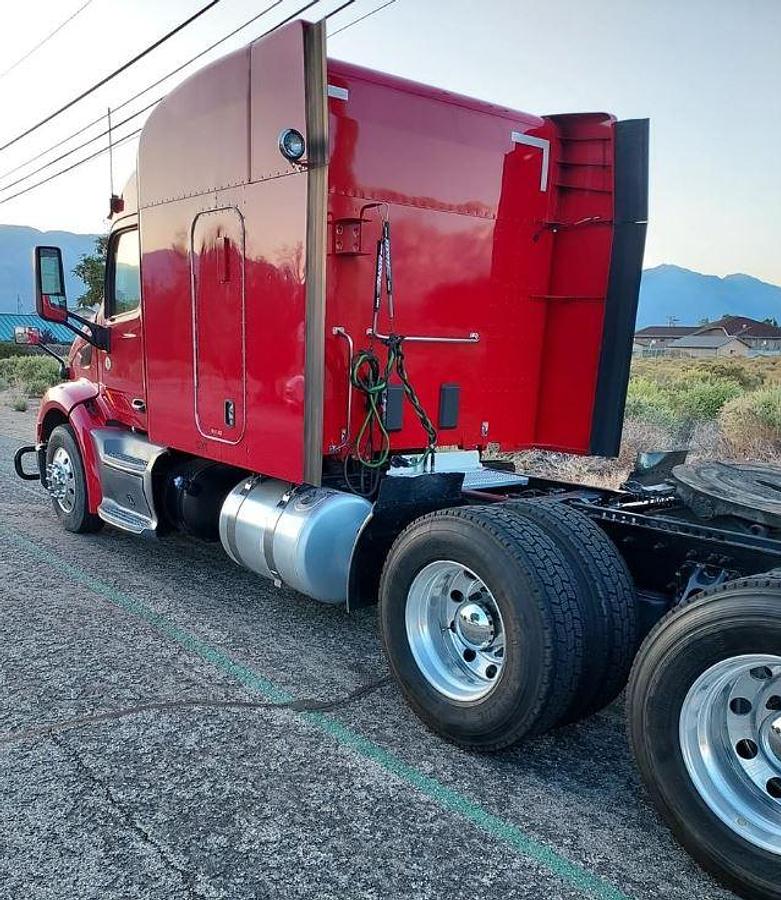 Used 2020 Peterbilt 579