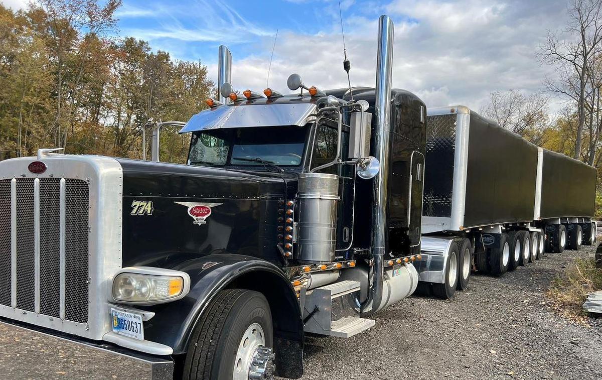 Used 2009 Peterbilt 389