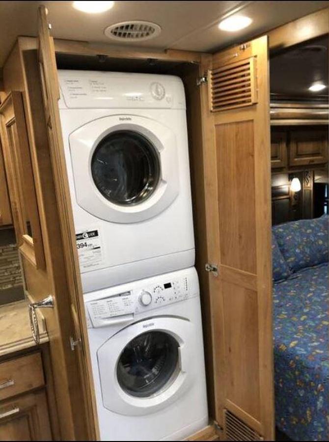 Used 2018 Tiffin Phaeton 40QBH Class A Motorhome
