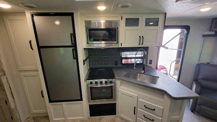 Used 2021 Palomino Puma 27RLSS