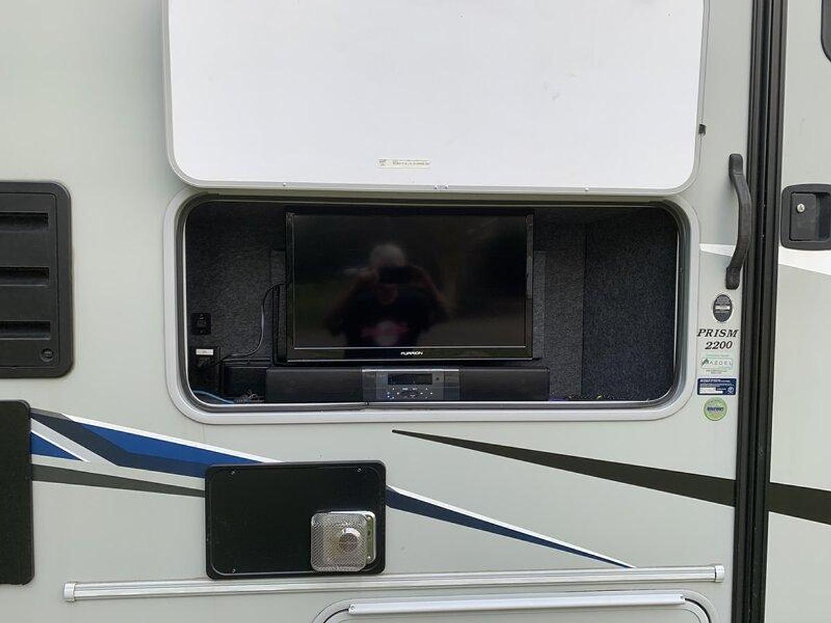 Used 2020 Coachmen Prism 2200FS