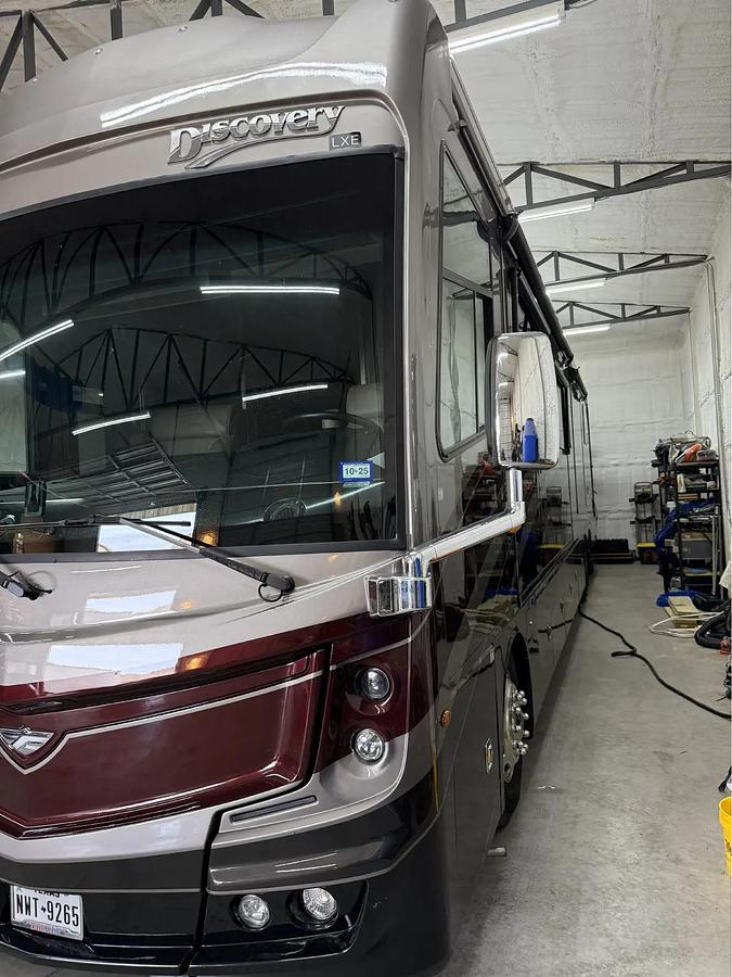 Used 2022 Fleetwood Discovery LXE 44H