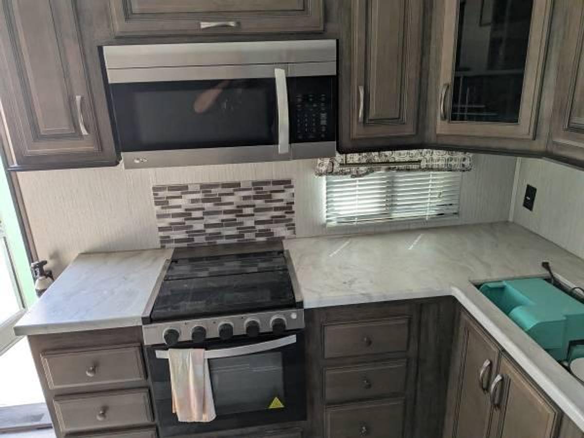 Used 2020 Foorest River Sierra 3550-Fl