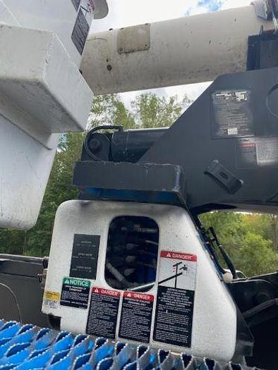 Used 2006 INTERNATIONAL 7400 Boom Truck