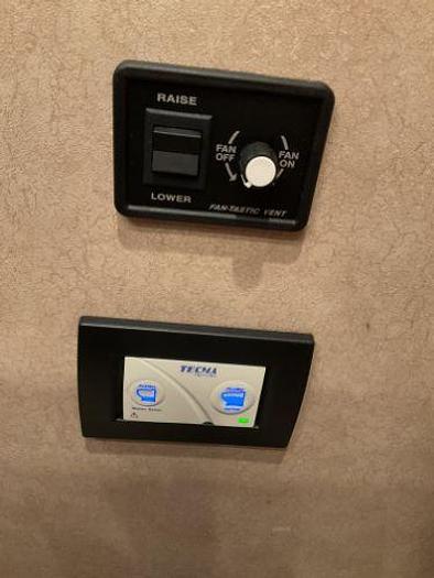 Used 2012 Monaco KNIGHT 36PFT